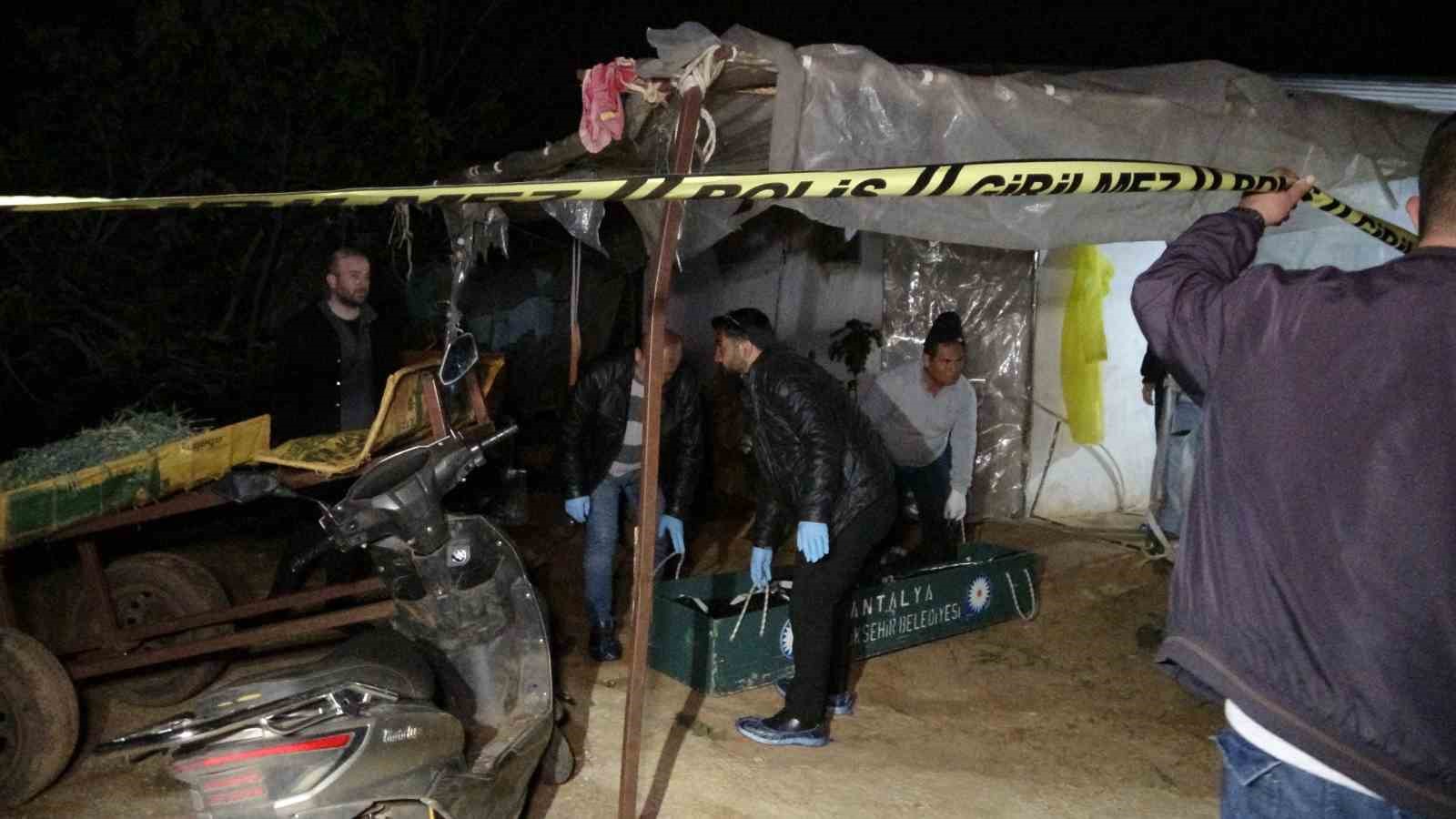 Gen&ccedil; kadın evde silahla g&ouml;ğs&uuml;nden vurulmuş halde &ouml;l&uuml; bulundu
