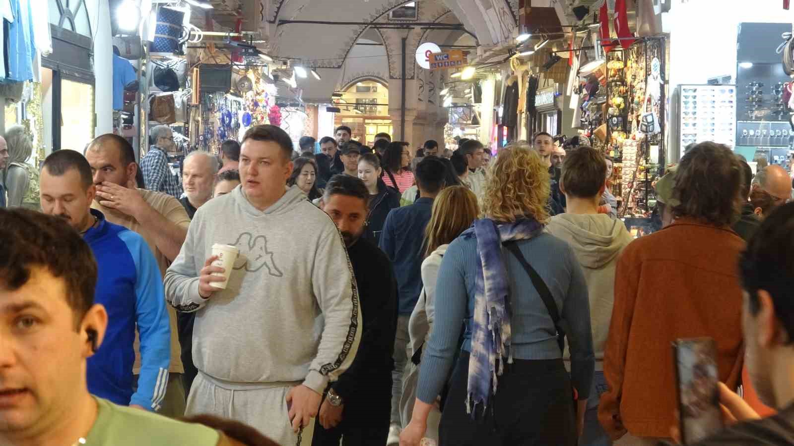 Uzmanından kritik uyarı: "Kredi &ccedil;ekip altın almayın"
