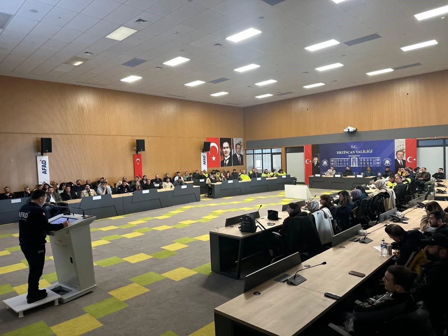 Erzincan&rsquo;da acil durumlara y&ouml;nelik eğitim d&uuml;zenlendi
