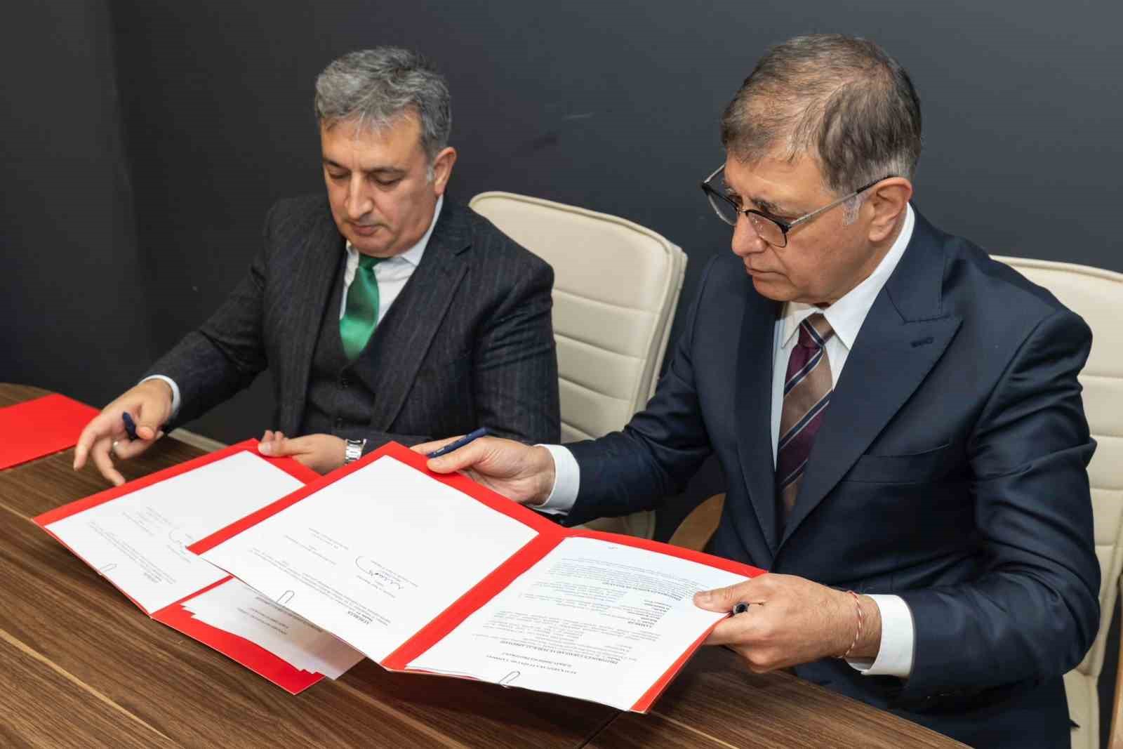 Karşıyaka Stadyumu için protokol imzalandı