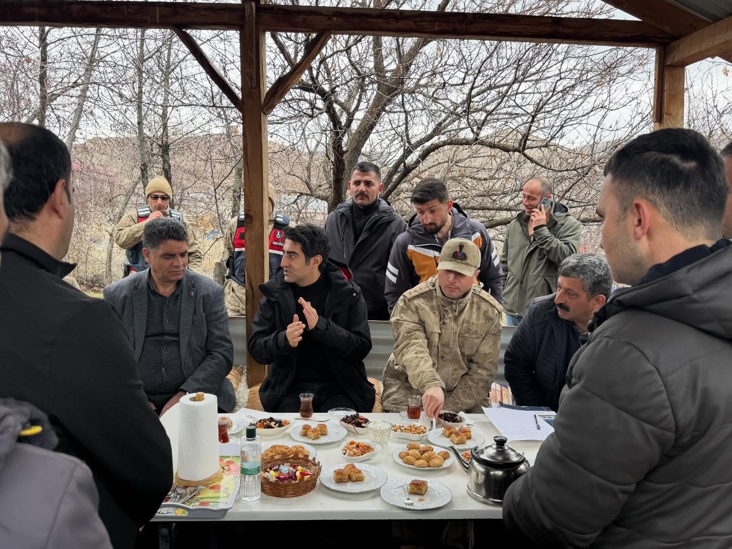 Sarıkamış Kaymakamı Aslantatar Karakurt köyünü ziyaret etti