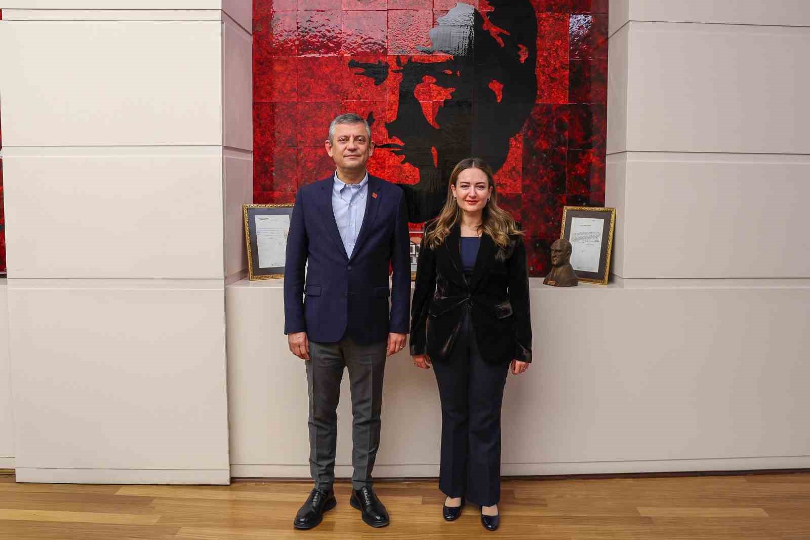 Başkan Vekili Özdemir, Özgür Özel’i geçmişe götürdü