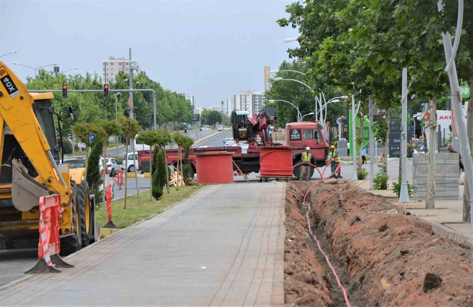 Dicle Elektrik&rsquo;ten Kayapınar&rsquo;a 917 milyon liralık altyapı hamlesi
