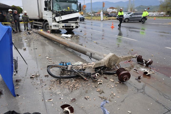 Aydın&rsquo;da akıllara durgunluk veren kaza
