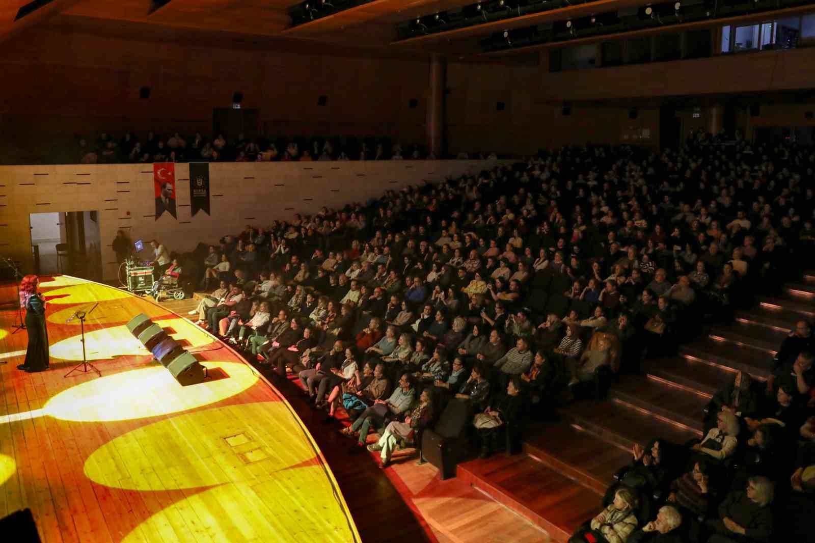 Serenad Bağcan ile ’Caz Pazarı’