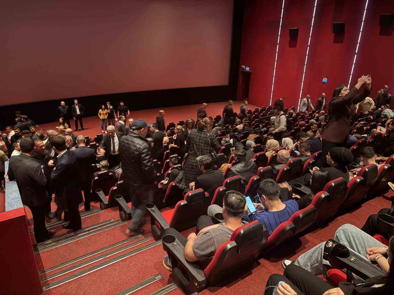 &lsquo;&Ccedil;atlı&rsquo; filminin galası Kayseri&rsquo;de ger&ccedil;ekleştirildi
