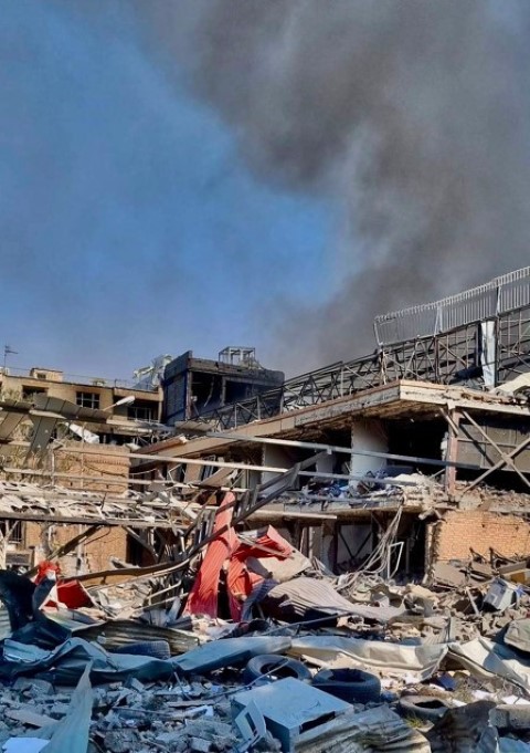 İran'ın 100 yıllık araştırma merkezi vuruldu