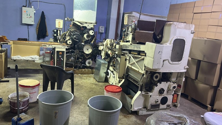 Tarihi baskın: Atık tesisi değil sigara fabrikası, 170 milyon TL&rsquo;lik &uuml;r&uuml;n ele ge&ccedil;irildi