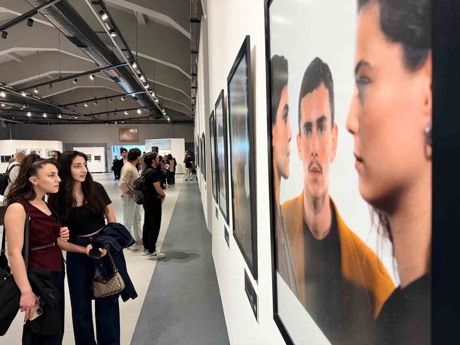 Kepez&rsquo;de Akdeniz &Uuml;niversitesi mezunu gen&ccedil; sanat&ccedil;ıların objektifinden hayat sergisi
