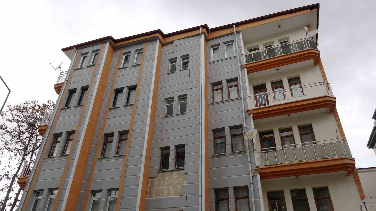 Malatya&rsquo;da 71 yaşındaki şahıs evinde &ouml;l&uuml; bulundu
