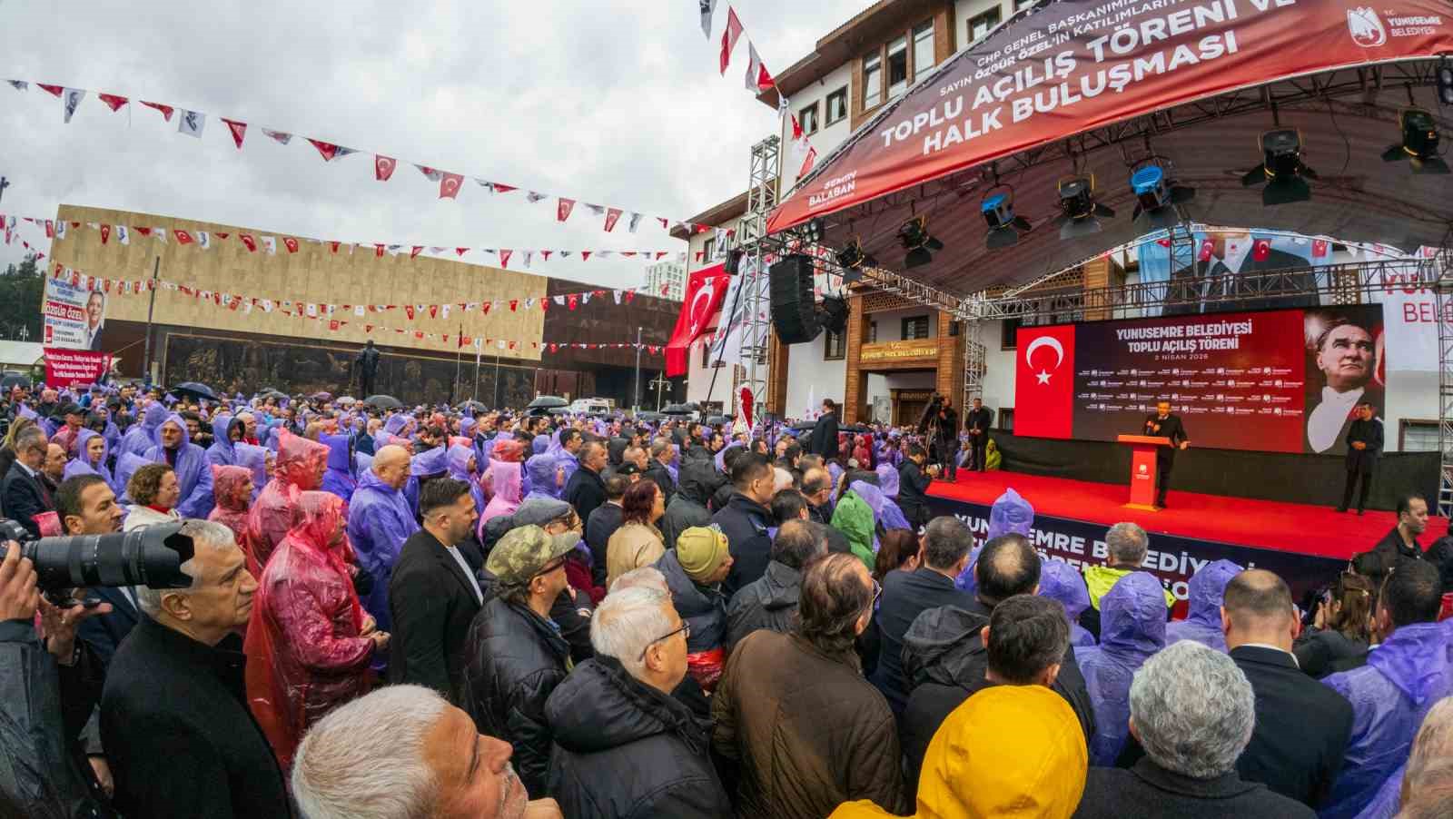 CHP Genel Başkanı &Ouml;zel: "CHP b&uuml;y&uuml;k bir saldırı altında"
