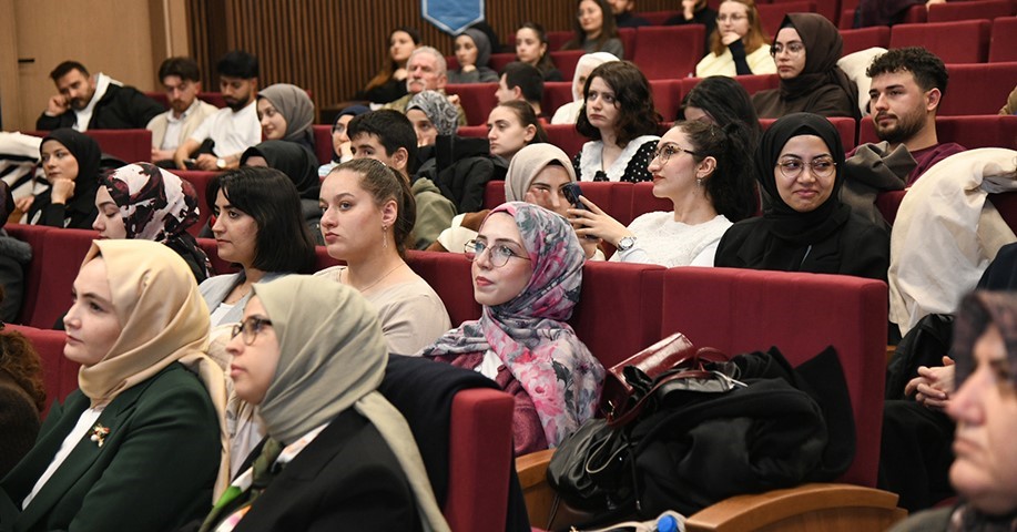 ETÜ’de Dünya Otizm Farkındalık Günü kapsamında konferans düzenlendi