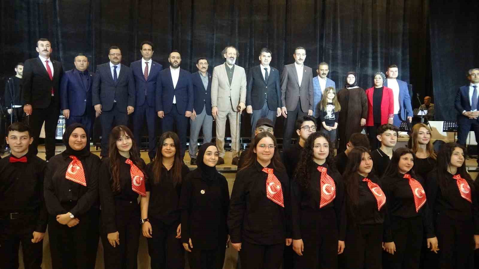 Kilis’te "Kim Var?" sanat etkinliğine yoğun ilgi