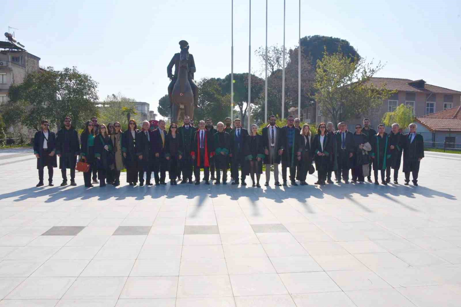 Salihli’de Avukatlar Günü törenle kutlandı