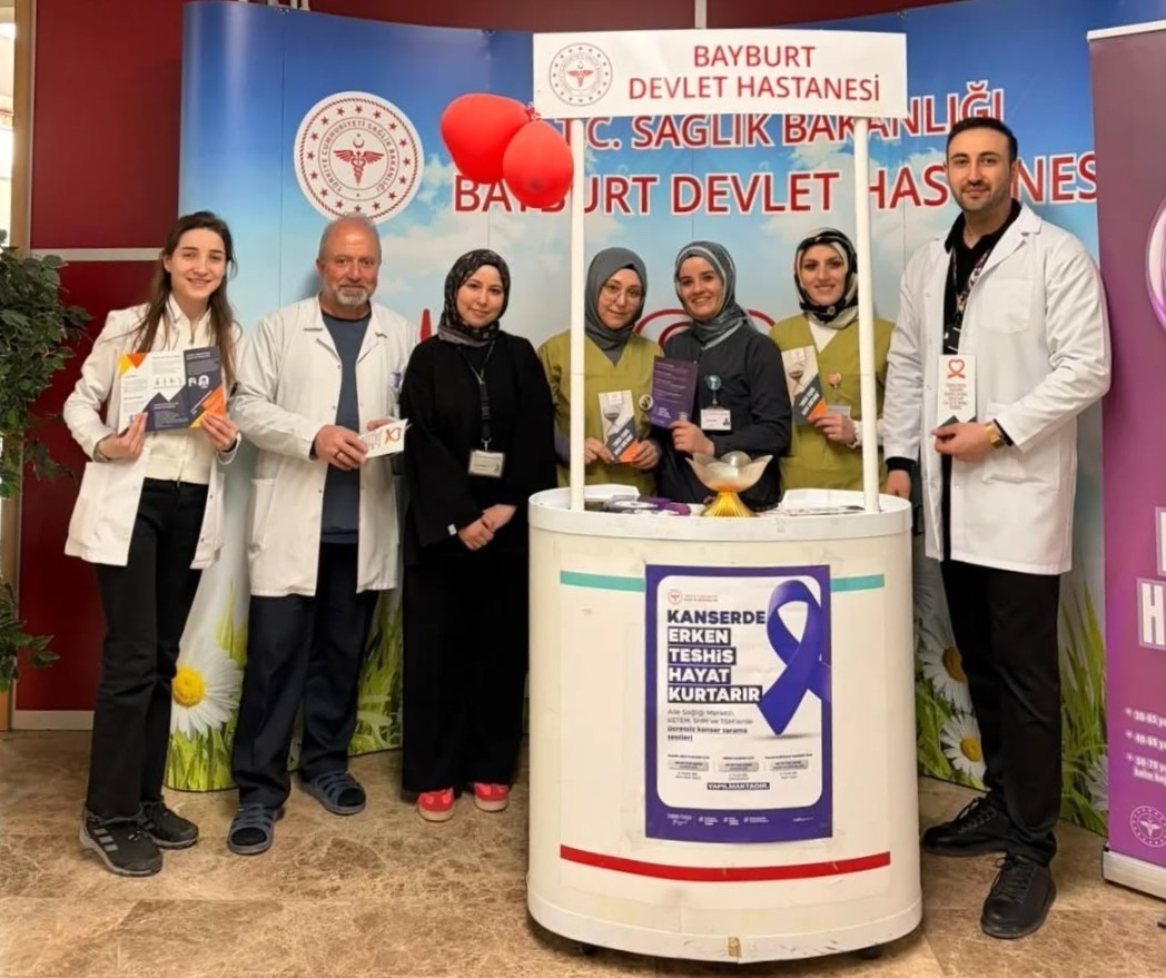 Hastanede vatandaşlara kanser hakkında bilgilendirme yapıldı