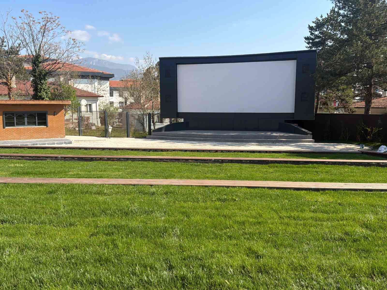 Yenişehir’de açık hava sineması için geri sayım