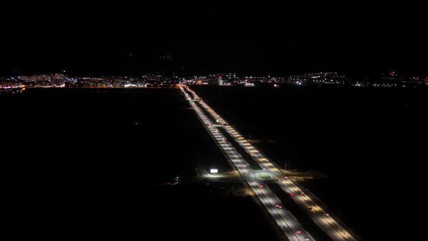 G&ouml;r&uuml;nt&uuml;s&uuml; ile havalimanını andırıyor, g&ouml;renlerin dikkatini &ccedil;ekiyor
