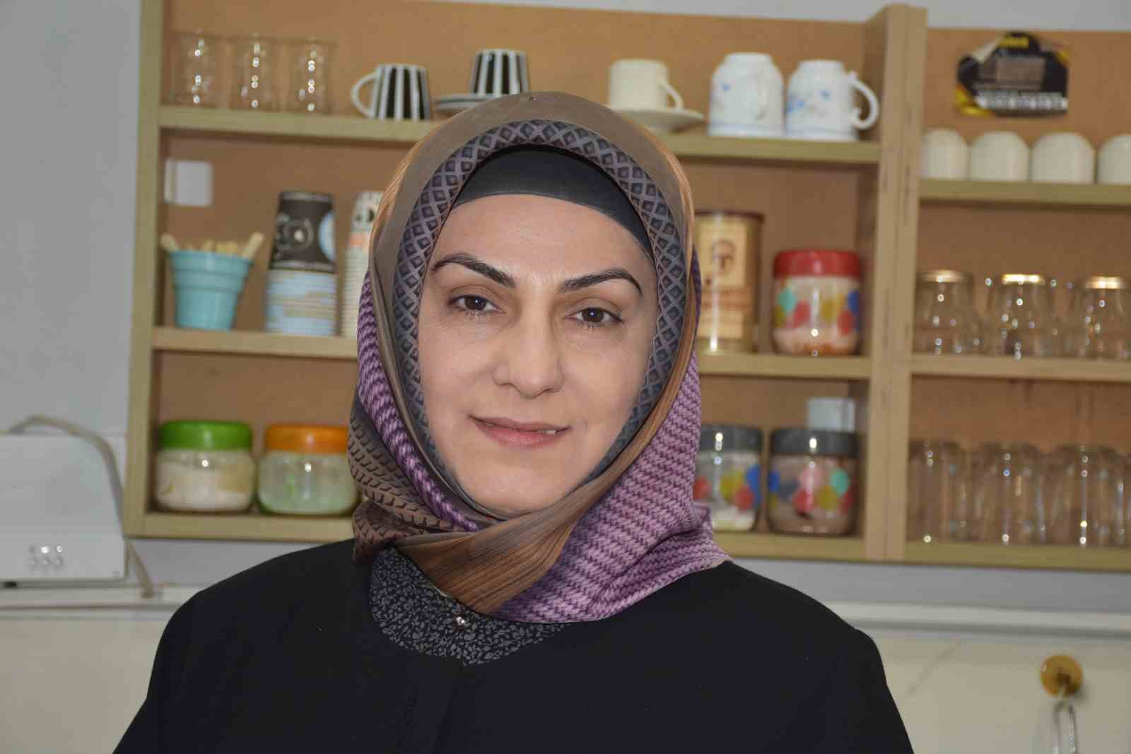 Karı kocanın &ccedil;ay ocağındaki omuz omuza mesaisi 15&rsquo;inci yılında
