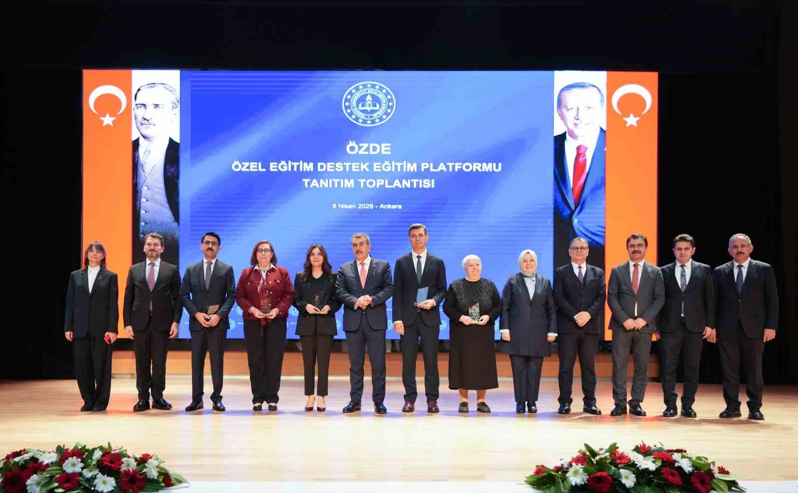 Bakan Tekin: "Bizim eğitim felsefemizde hiçbir öğrencimizi sistemin dışında, ilginin uzağında bırakmak yok"