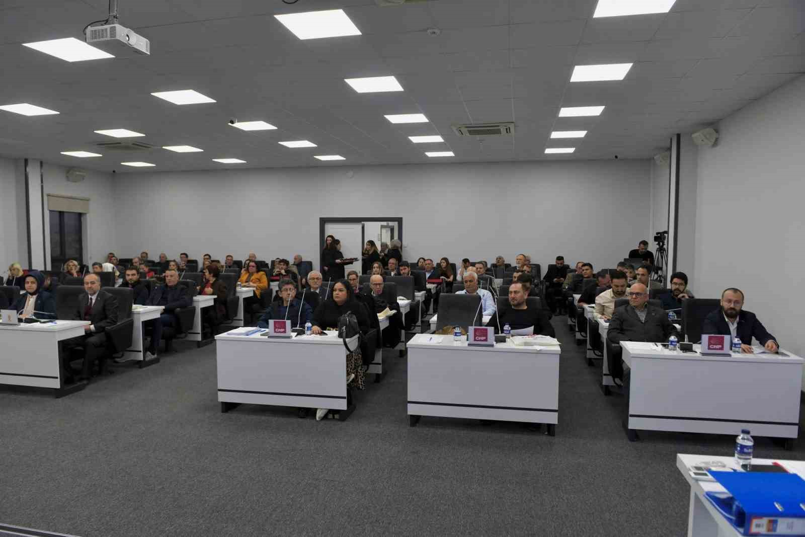 Altıeyl&uuml;l Meclisinde t&uuml;m siyasi partilerden tam uzlaşı
