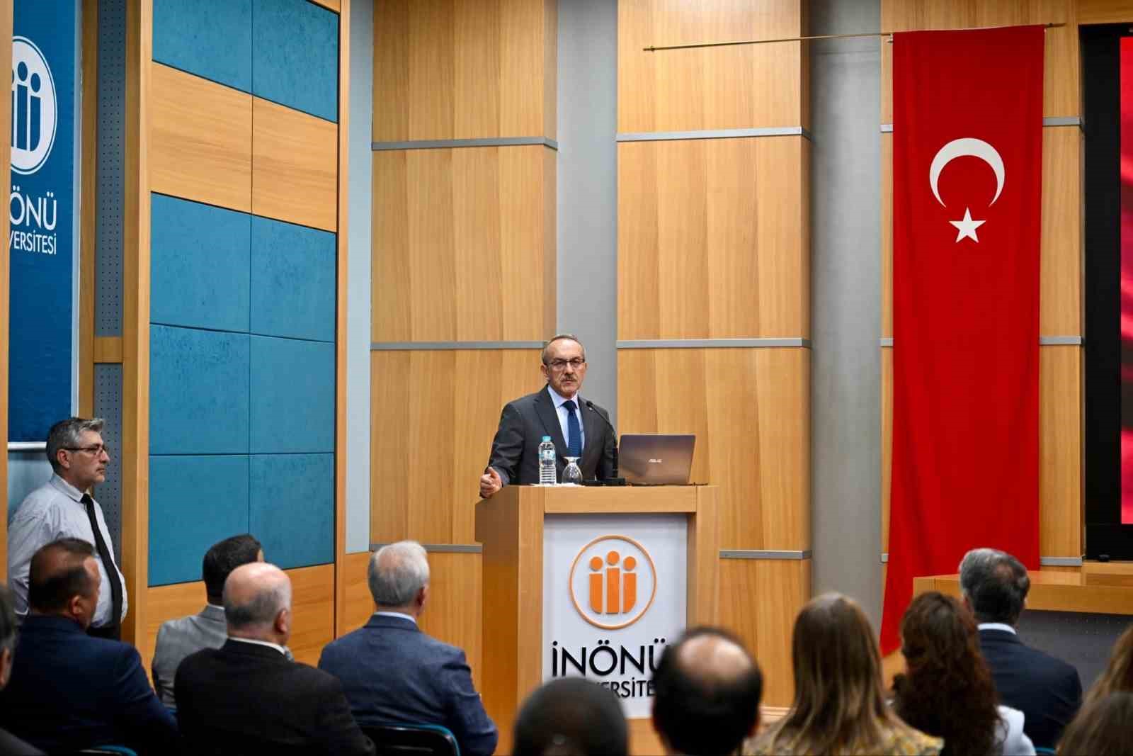 Malatya&rsquo;da &uuml;niversite y&ouml;neticilerine eğitim programı
