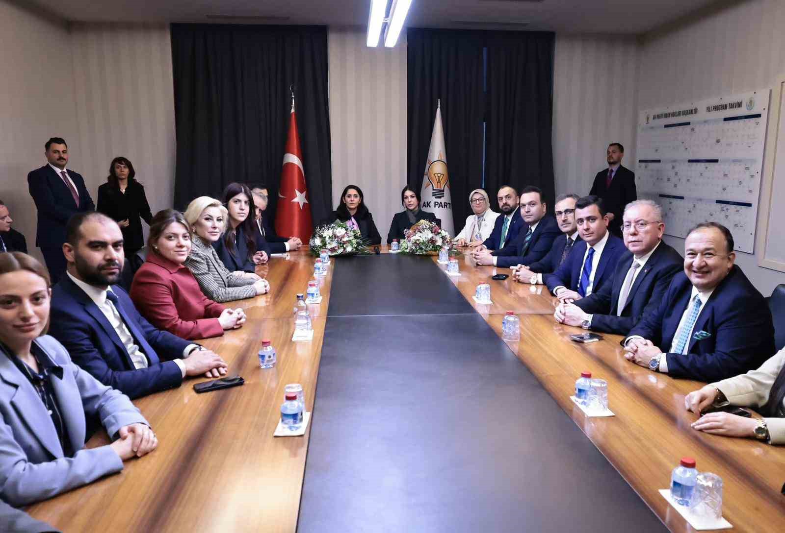 AK Parti&rsquo;de devir teslim: Nilhan Ayan g&ouml;reve başladı
