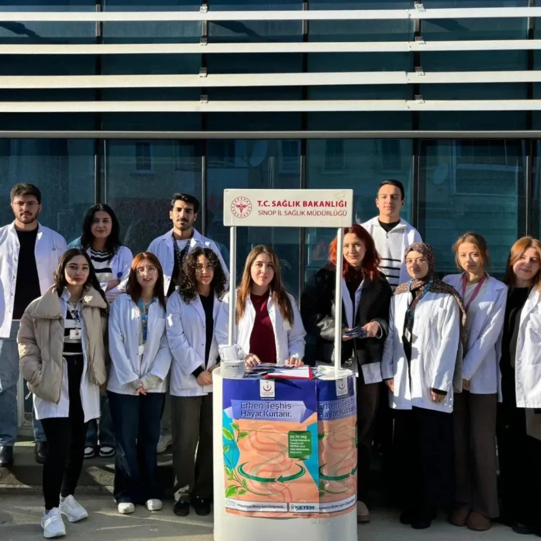 Sinop&rsquo;ta hemşire adayları kansere dikkat &ccedil;ekti

