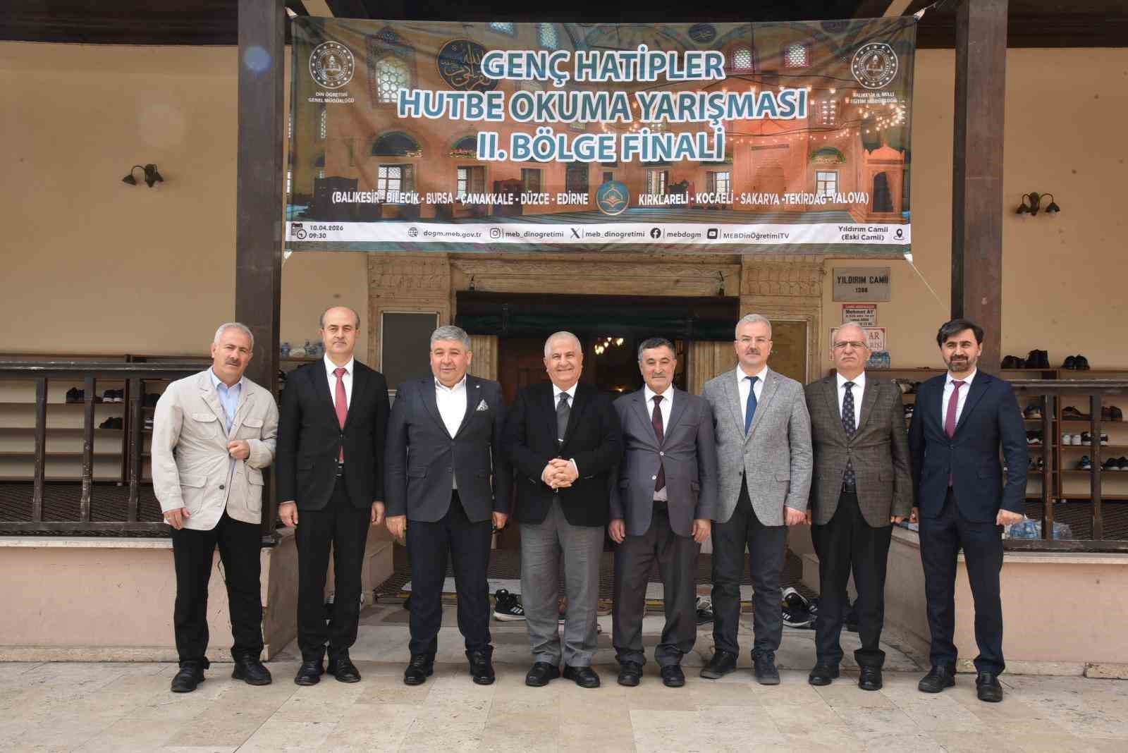 Gen&ccedil; Hatipler B&ouml;lge Finali b&uuml;y&uuml;k coşkuyla ger&ccedil;ekleşti
