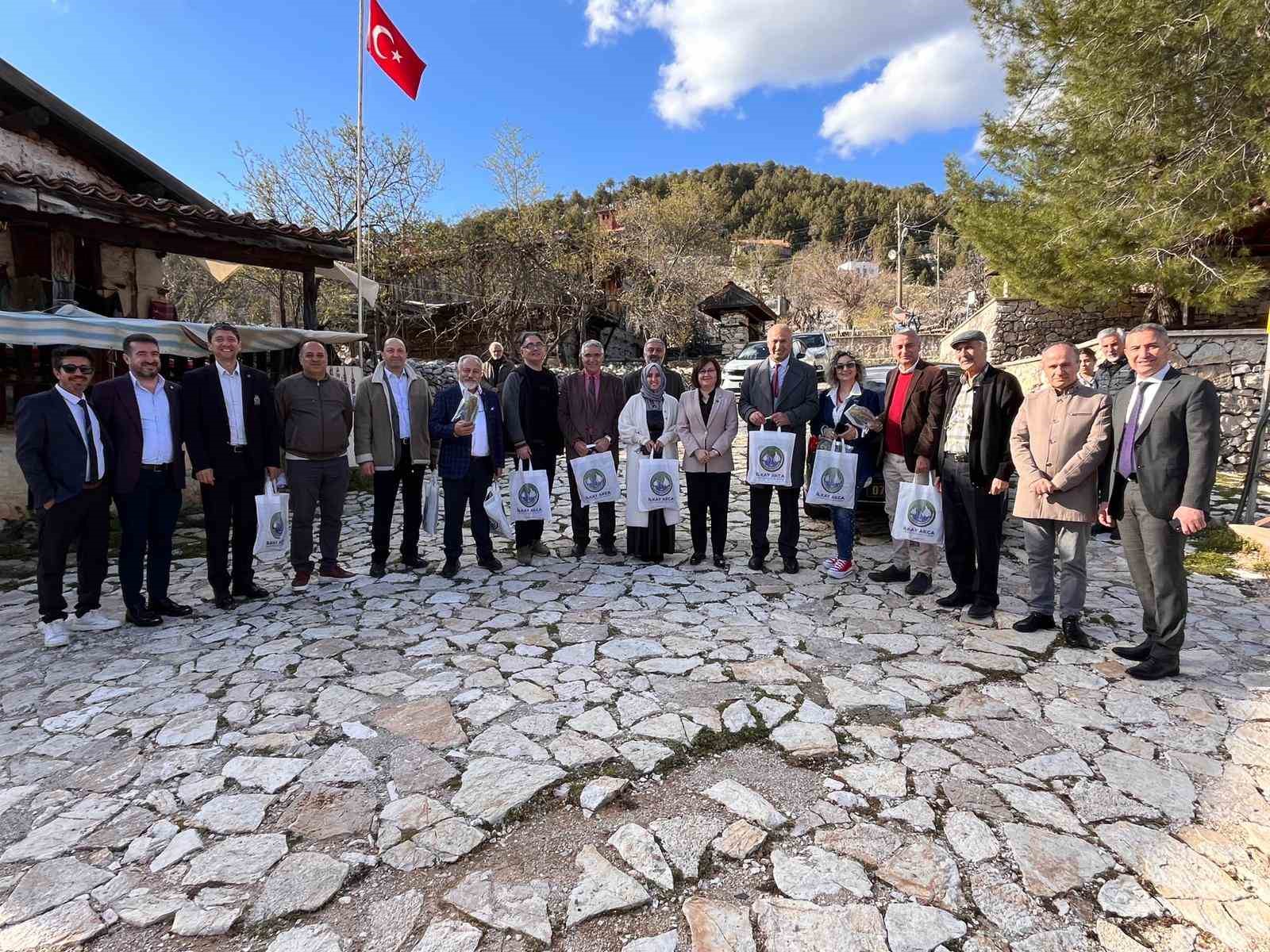 ALK&Uuml;&rsquo;de yerel kalkınma &ccedil;alıştayında Akseki konuşuldu
