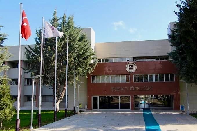 Rekt&ouml;r G&ouml;ktaş, "Fırat &Uuml;niversitemizin kuruluşunun 51. yıl d&ouml;n&uuml;m&uuml;n&uuml; b&uuml;y&uuml;k bir gururla karşılıyoruz"
