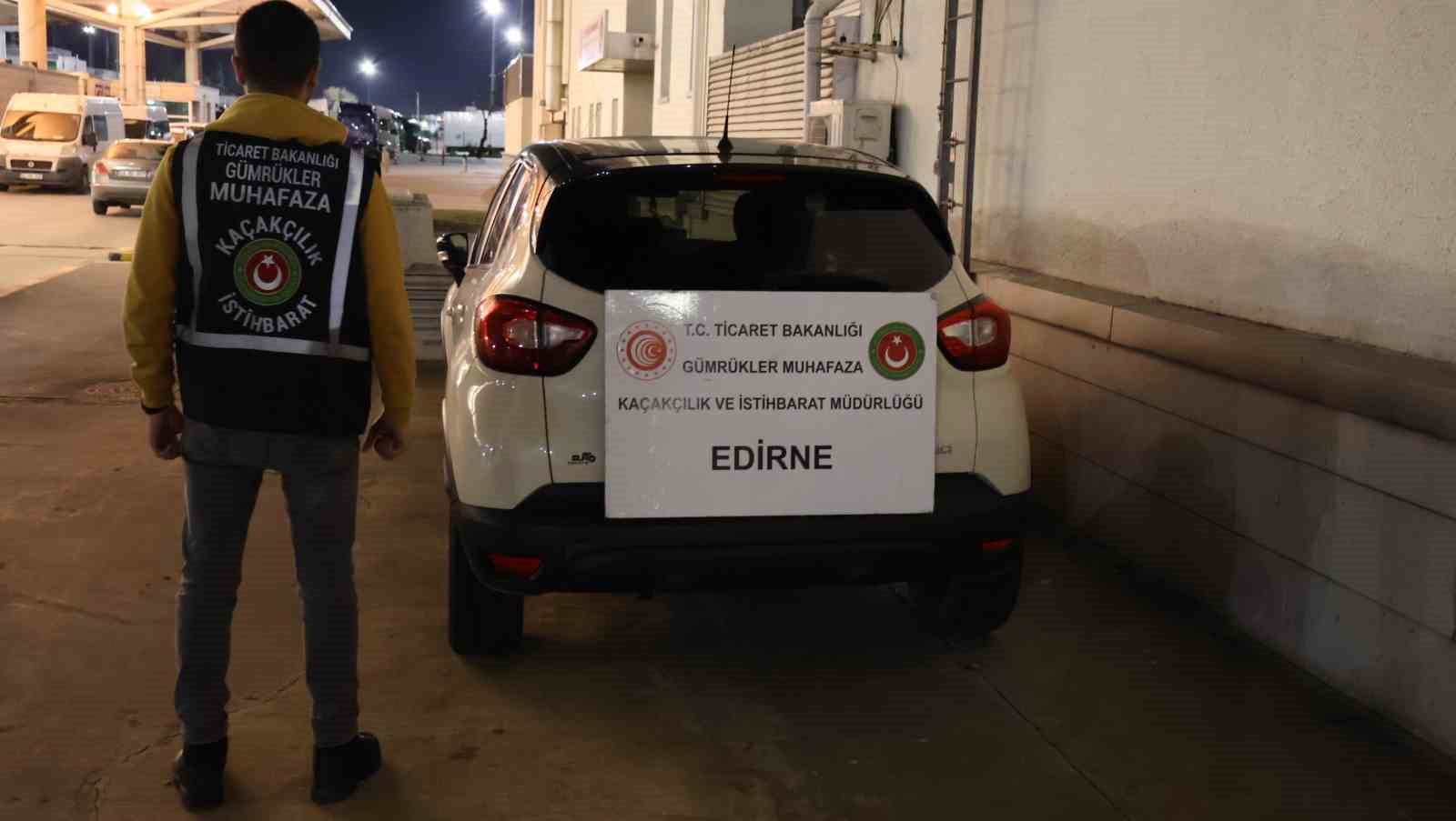 Gümrükler Muhafaza ekipleri 233 kaçak araca el koydu, değeri 280 milyon 533 bin lira