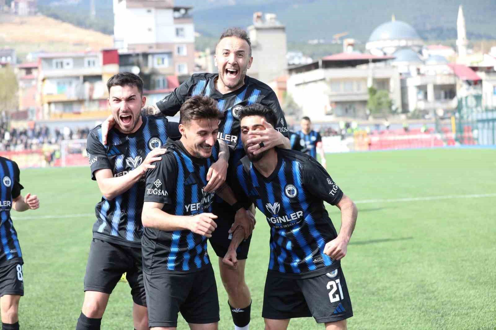 Türkiye 3. Lig 2. Grup: Kahramanmaraşspor: 1 - Erciyes 38 FK: 4