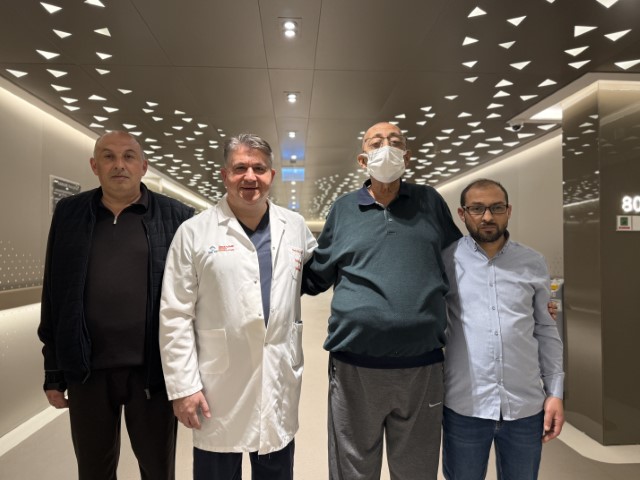 2 kişiden alınan karaciğerle yaşama tutundu: 