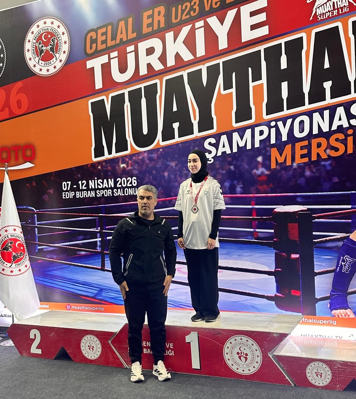 Yeşilaylı sporculardan b&uuml;y&uuml;k başarı
