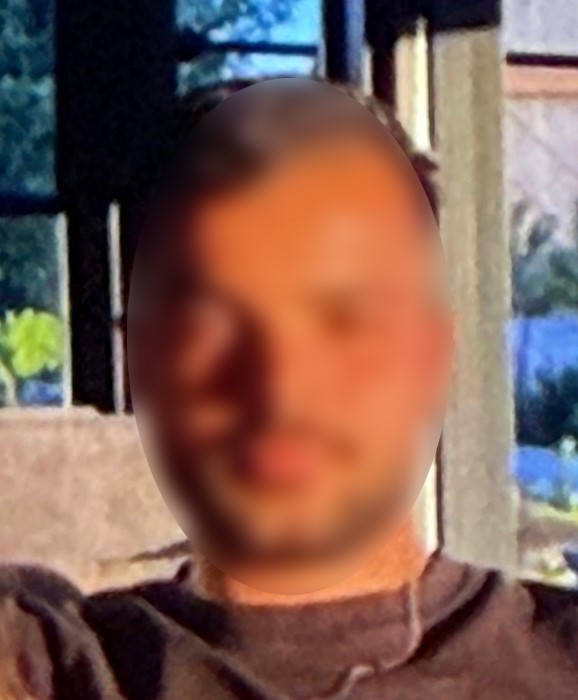 "Kız meselesi" y&uuml;z&uuml;nden bacağından vuruldu, "Bir kurşundan bir şey yapmaz" diye mesaj attı
