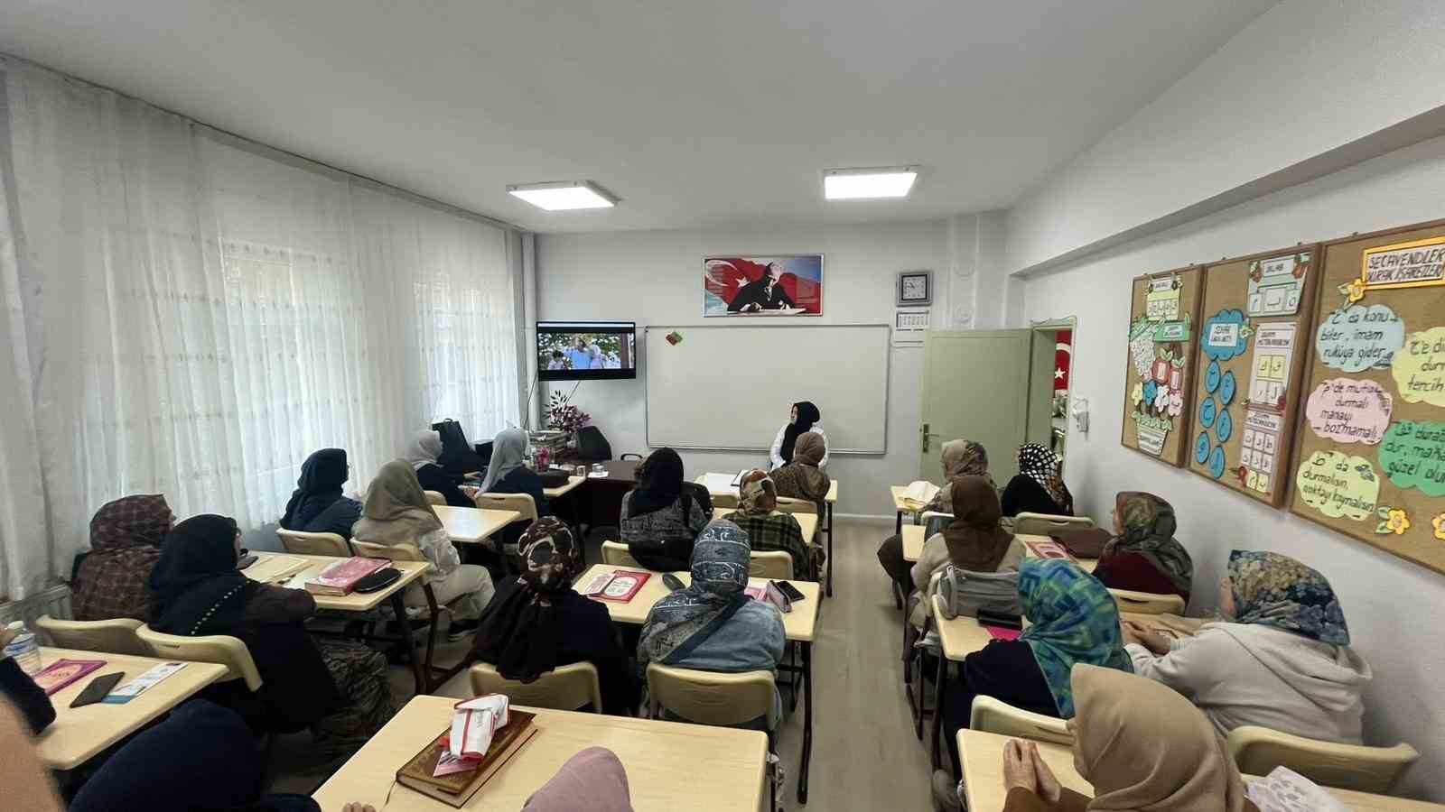 Kırklareli&rsquo;nde &rsquo;Koruyucu Aile Bilincinin Artırılması&rsquo; eğitimi
