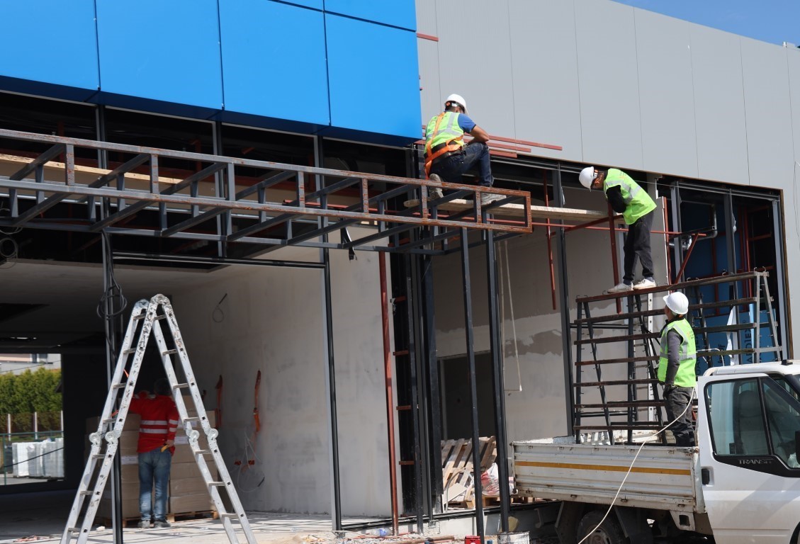 Acısu Spor Kompleksi mayıs ayında hizmete girecek
