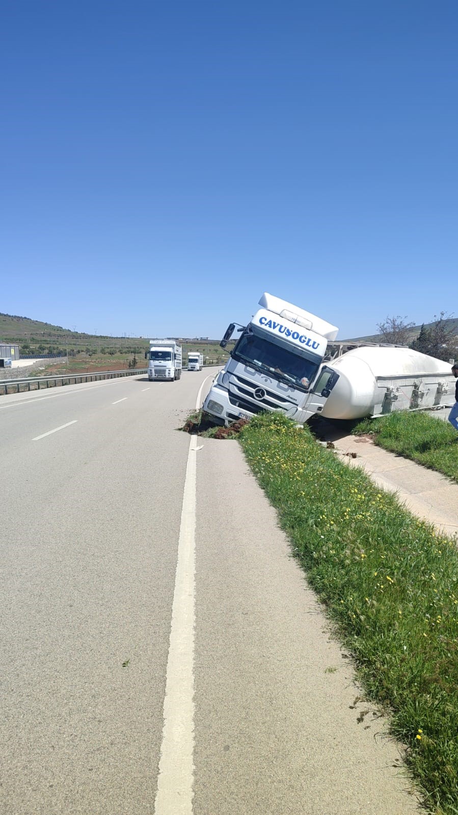 Kilis&rsquo;te beton mikseri devrildi
