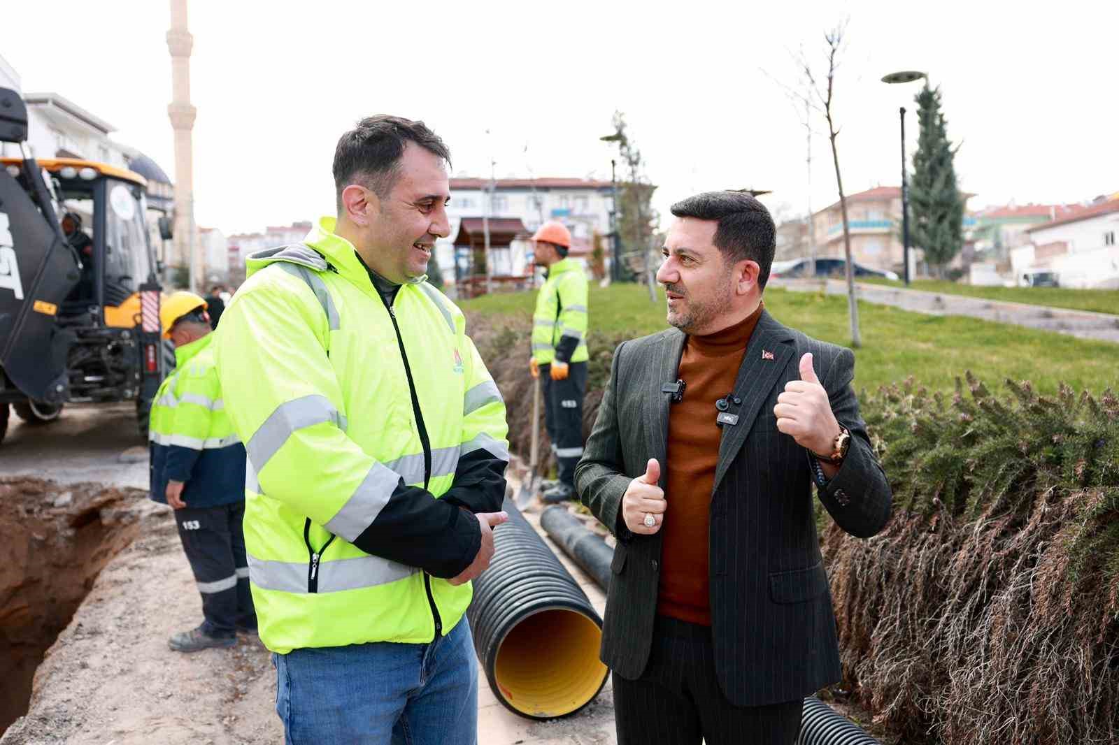 Başkan Arı: "Bu şehirde altyapı ve &uuml;styapı problemi kalmayacak"
