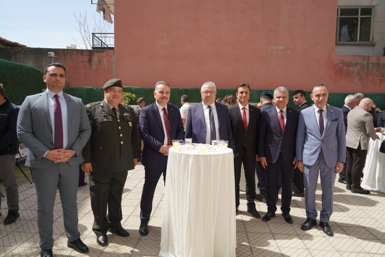 Edremit&rsquo;te Ata&rsquo;ya vefa
