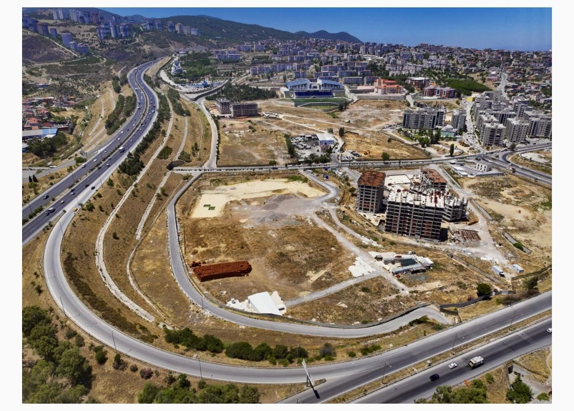 CHP&rsquo;li İzmir Belediyesi&rsquo;nin dolandırdığı mağdurlar konuştu: 