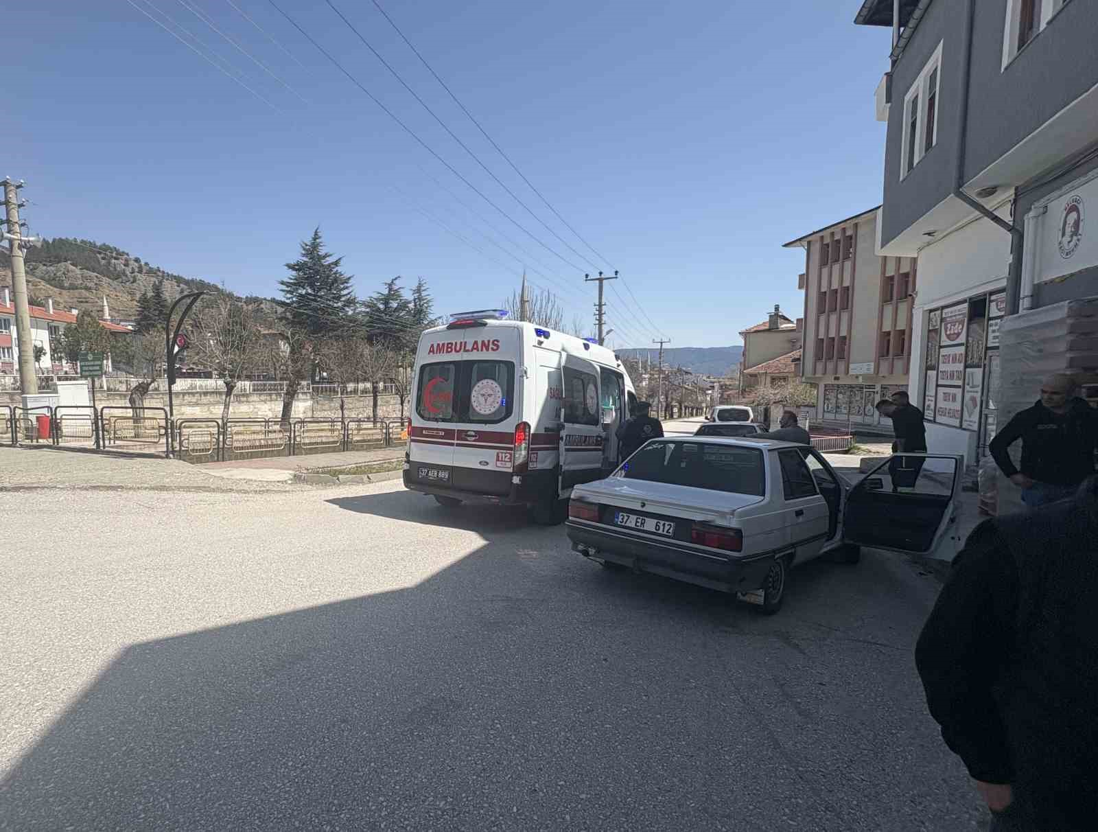 Panelvan araca &ccedil;arpan motosiklet s&uuml;r&uuml;c&uuml;s&uuml; yaralandı
