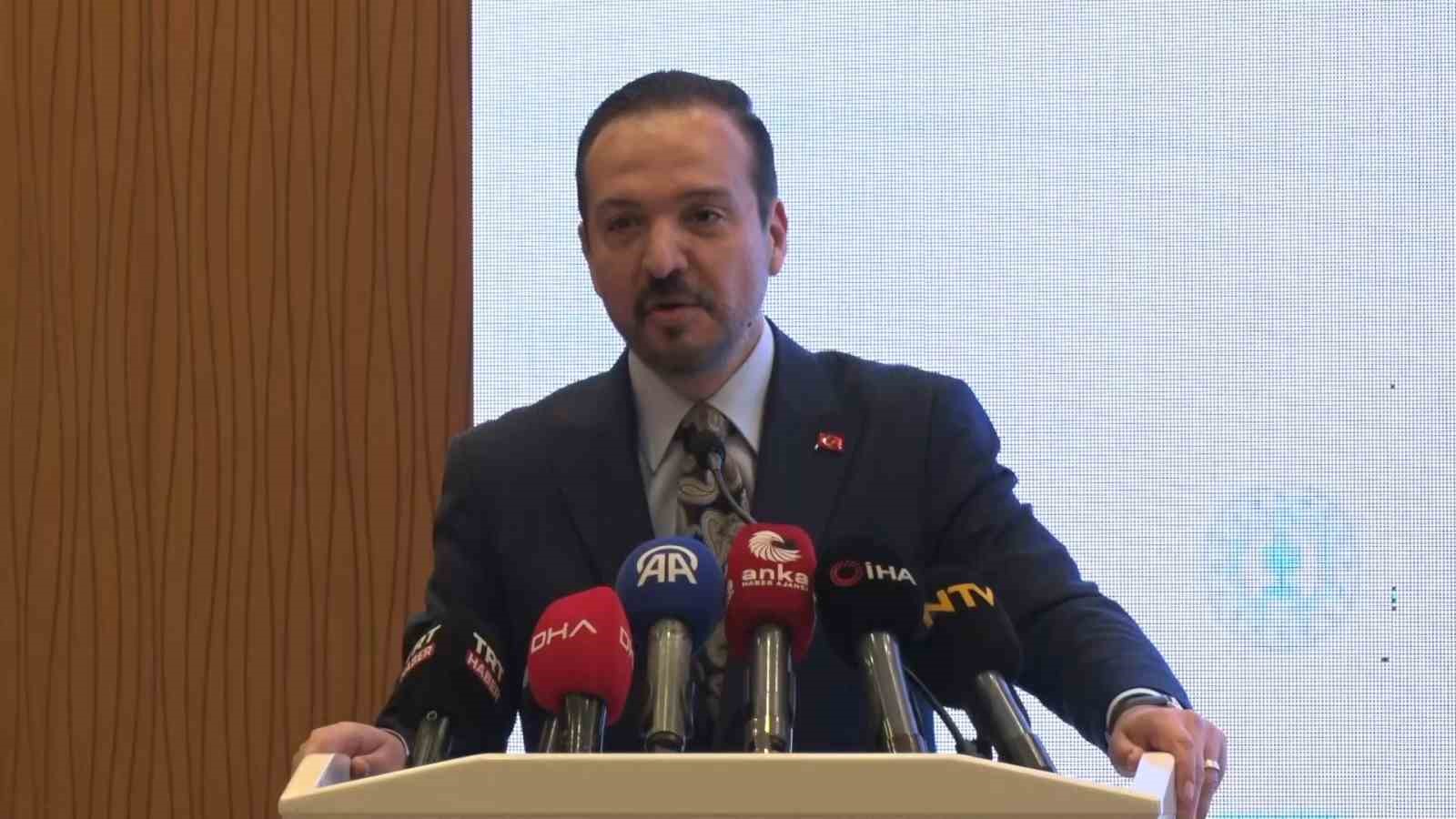 Bakan Ersoy: "Turizm sahasında gelirlerimizi 2017 yılına kıyasla y&uuml;zde 109 artırdık"
