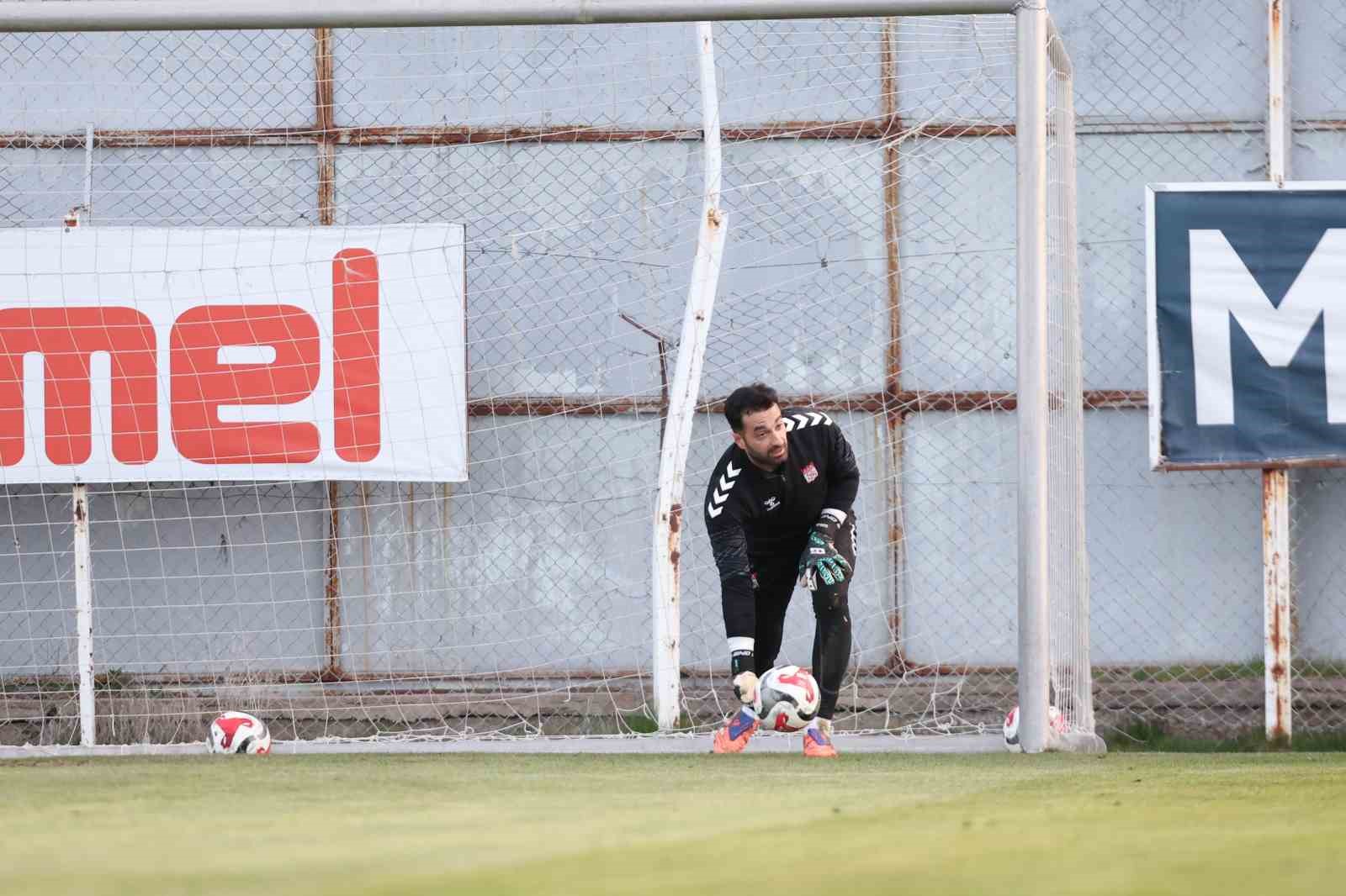 Sivasspor&rsquo;da &Ccedil;orum FK hazırlıkları başladı
