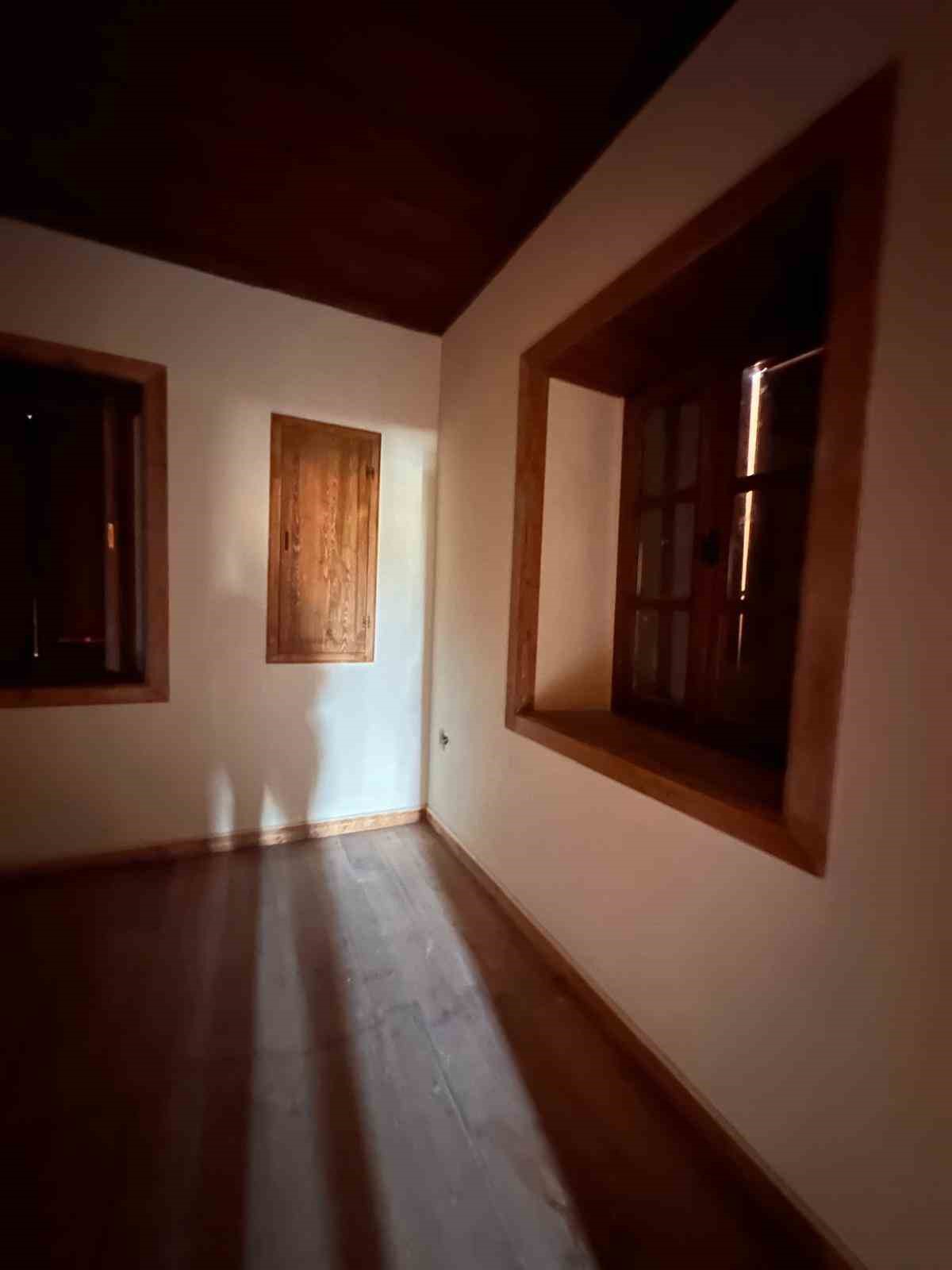 Didim&rsquo;de restorasyonu tamamlanan bina, Turizm Lisesi&rsquo;ne devredildi
