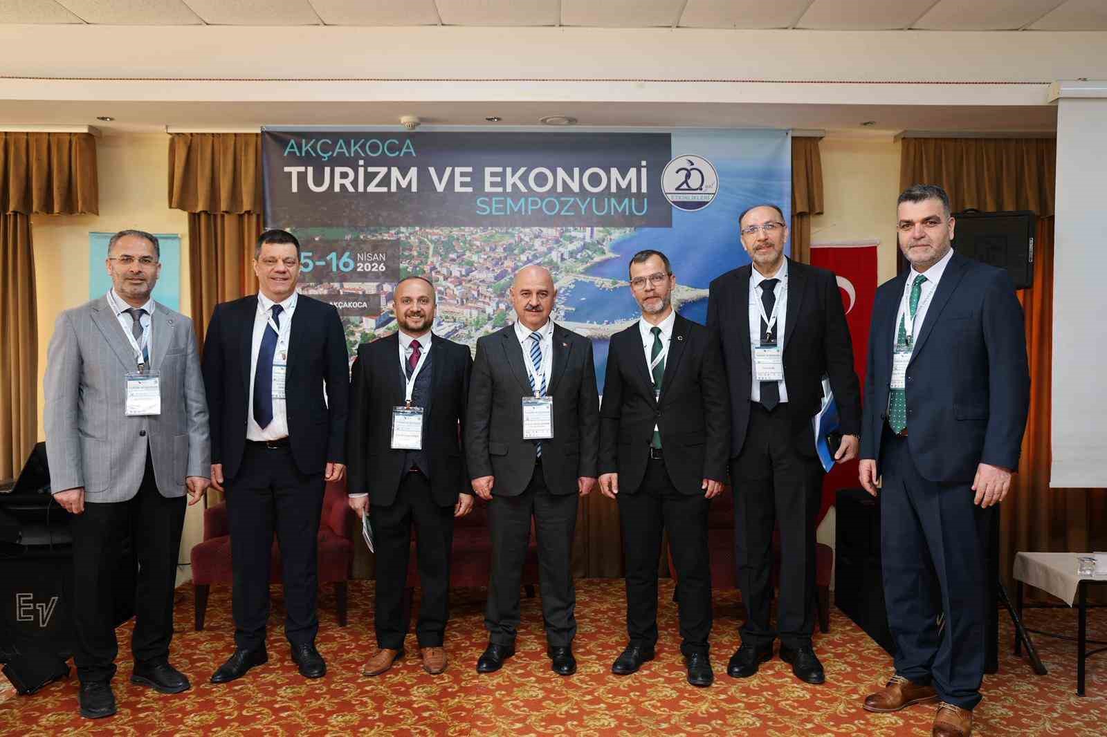 Akçakoca’nın geleceğine ışık tutan sempozyum başladı