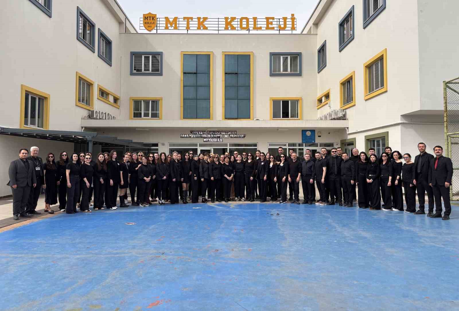 MTK Okulları&rsquo;nda siyah giyerek şiddete sessiz kınama
