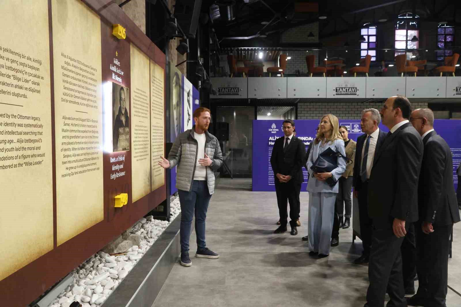 Başkan Altay t&uuml;m Konyalıları "Aliya 100 Yaşında: Hayat, Fikir, M&uuml;cadele" Sergisi&rsquo;ni g&ouml;rmeye davet etti
