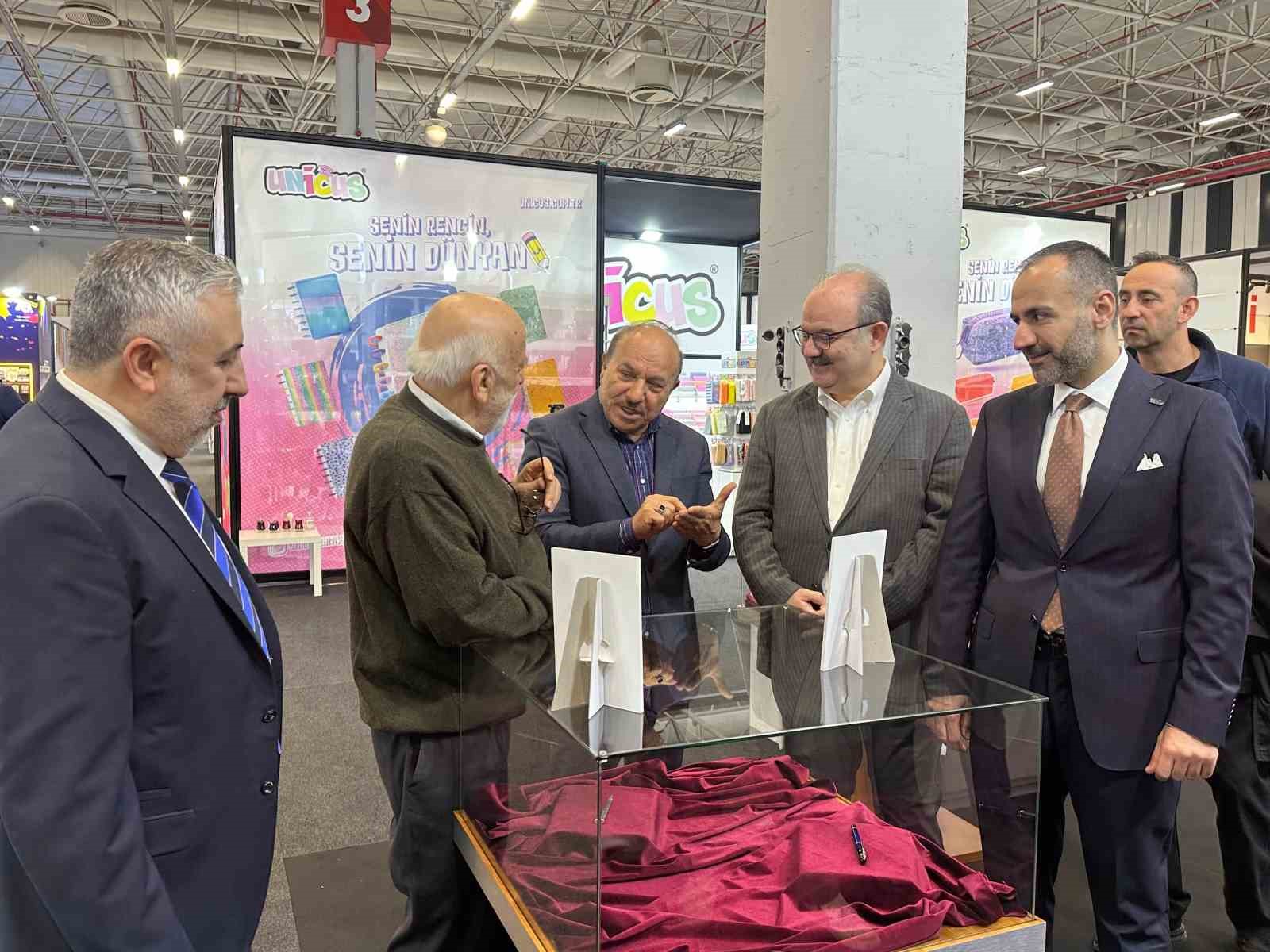 32&rsquo;nci Kırtasiye Fuarı&rsquo;na vatandaşlardan yoğun ilgi
