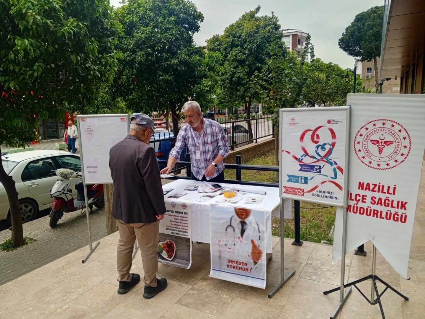 Nazilli&rsquo;de vatandaşlara kalp sağlığı anlatıldı
